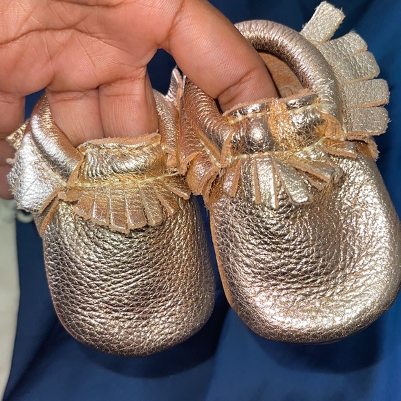 Freshly picked moccasins - Picture 2 of 3